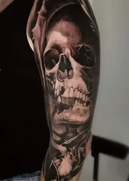 Skull Tattoos in Ibiza