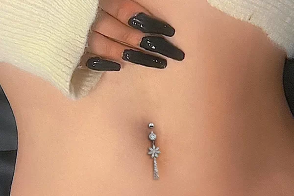 Belly Button Piercings in Ibiza (7)